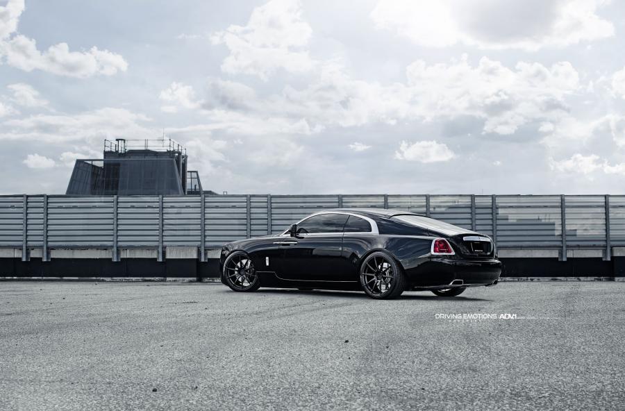  Rolls-Royce Wraith on ADV.1 Wheels (ADV10MV1) 2015 года  (фото 3 из 12)